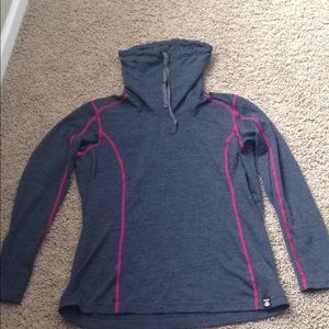 Cabela's Cowlneck Top - Merino wool